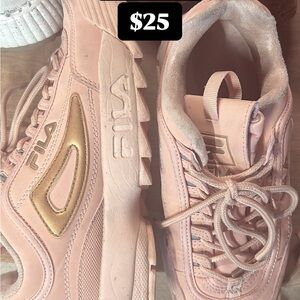 Fila Pink Chunky Sneakers Retro-Inspired